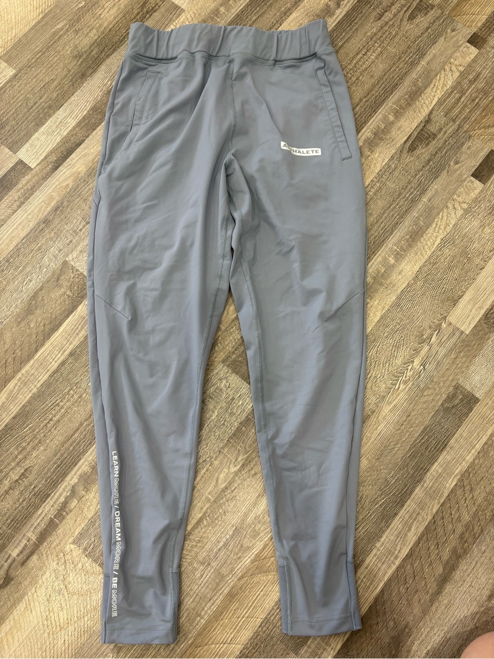 Alphalete Light Grey/Blue Performance Joggers Medium - Picture 2 of 6